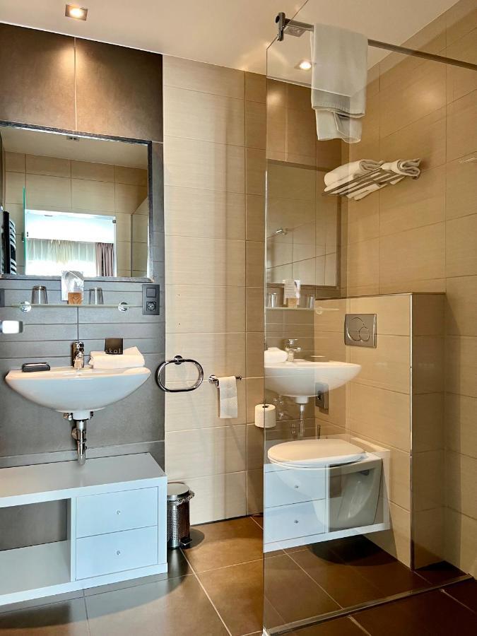 Skol L'Original Hotel Strassen Ngoại thất bức ảnh