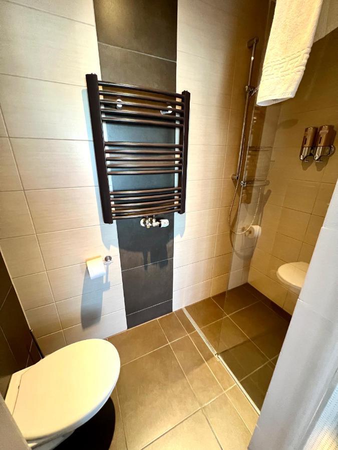 Skol L'Original Hotel Strassen Ngoại thất bức ảnh