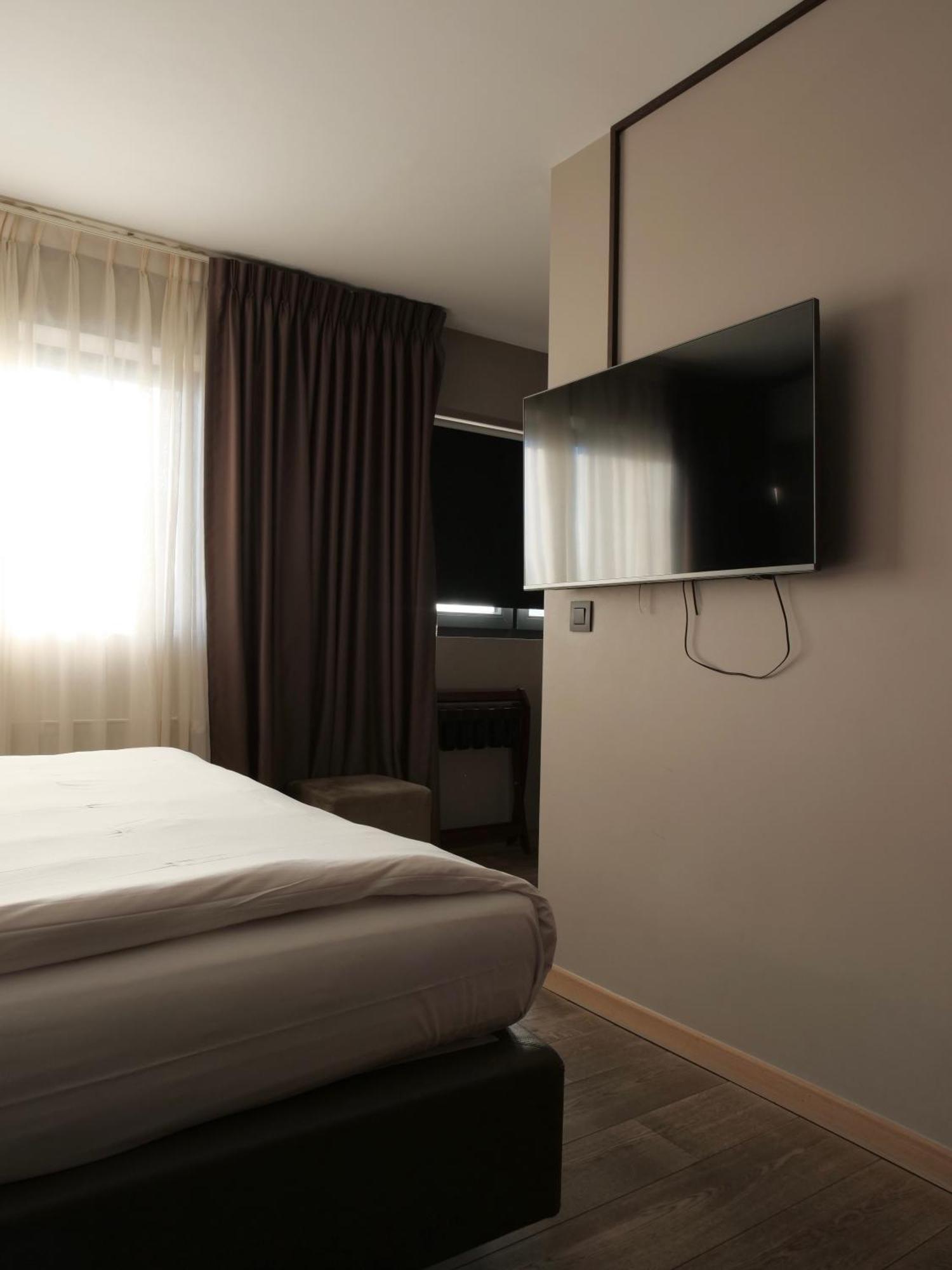 Skol L'Original Hotel Strassen Ngoại thất bức ảnh