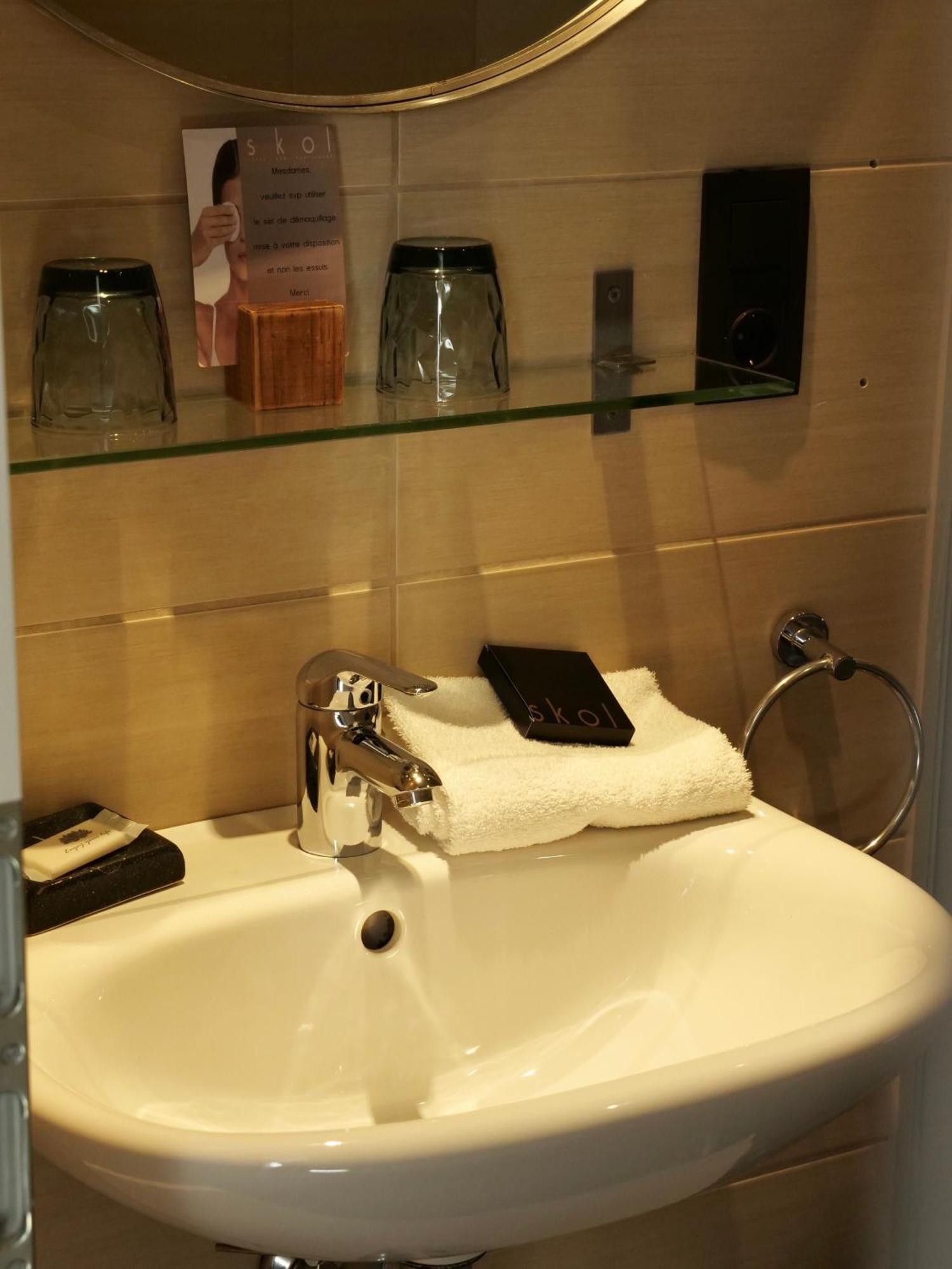 Skol L'Original Hotel Strassen Ngoại thất bức ảnh