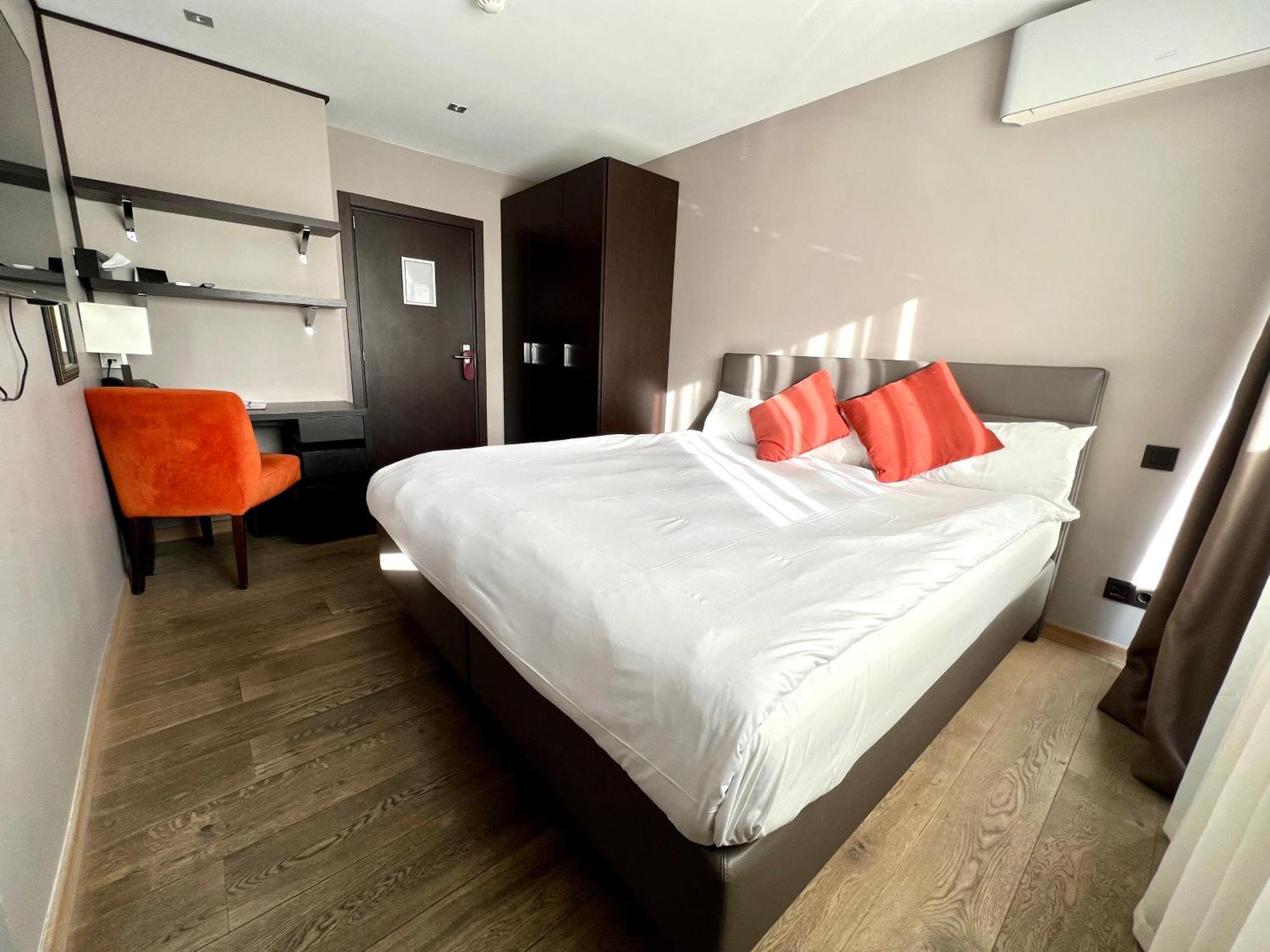 Skol L'Original Hotel Strassen Ngoại thất bức ảnh
