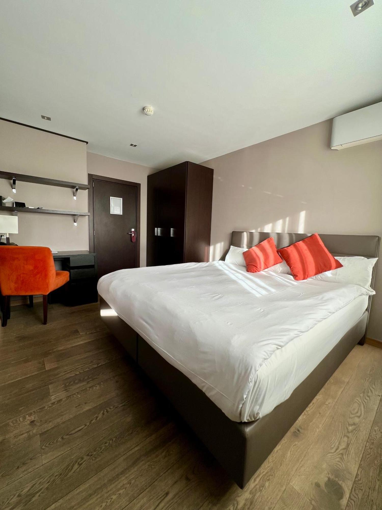Skol L'Original Hotel Strassen Ngoại thất bức ảnh